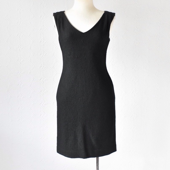 Banana Republic Dresses & Skirts - Banana Republic Black Bouclé Sheath Dress